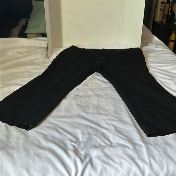 Sleek Black Pants - Picture 5 of 6